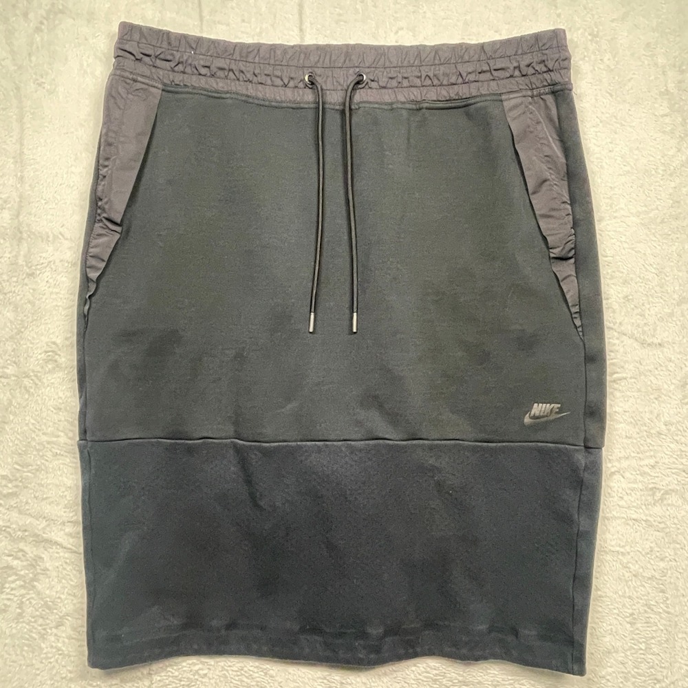 Nike Tech Fleece Skirt Women XL Black Mixed Media Back Zip Drawstring
